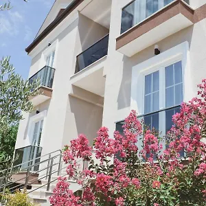 airport-garden.albaniahotels.net/