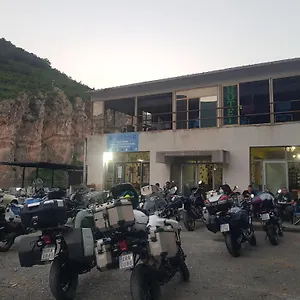 rozafa-ferry-accommodation.albaniahotels.net/