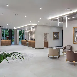 Otel Doubletree By Hilton Center